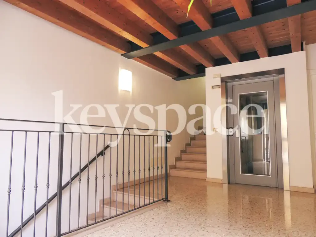 Mansarda – Condominio Piazzetta Palladio  – Centro Montecchio Maggiore – Agenzia immobiliare a Vicenza e provincia | Keyspace