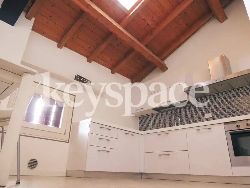Mansarda – Condominio Piazzetta Palladio  – Centro Montecchio Maggiore – Agenzia immobiliare a Vicenza e provincia | Keyspace