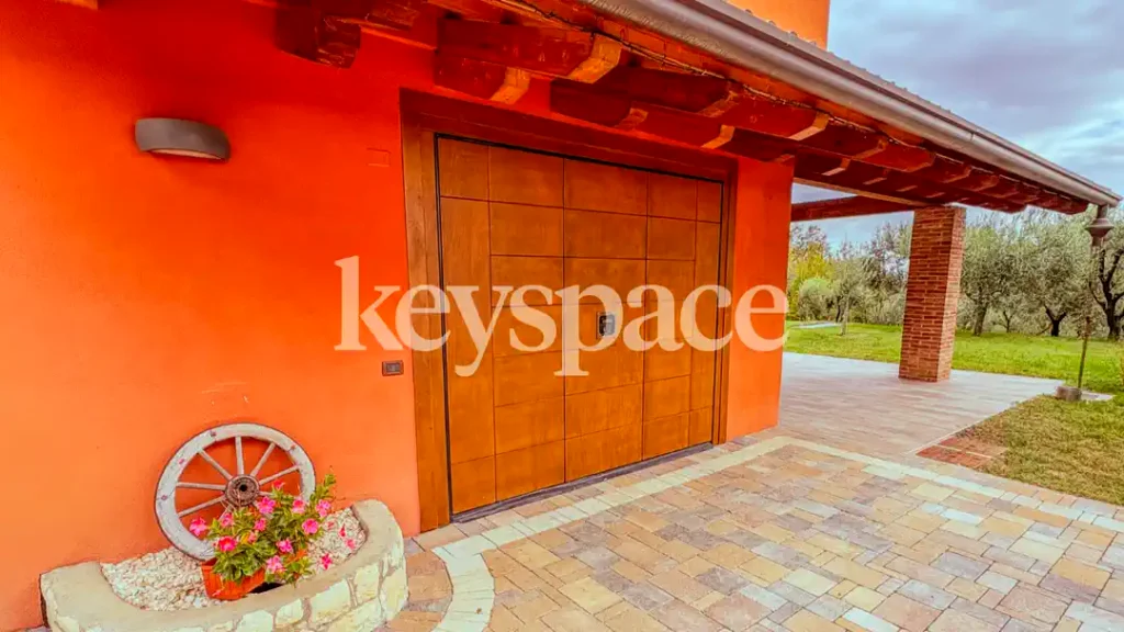 Casa Villa Montecchio Maggiore, Singola – Zona Bernuffi – Agenzia immobiliare a Vicenza e provincia | Keyspace