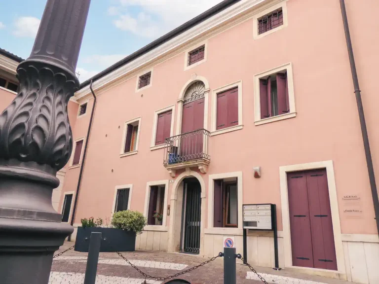 Mansarda – Condominio Piazzetta Palladio  – Centro Montecchio Maggiore